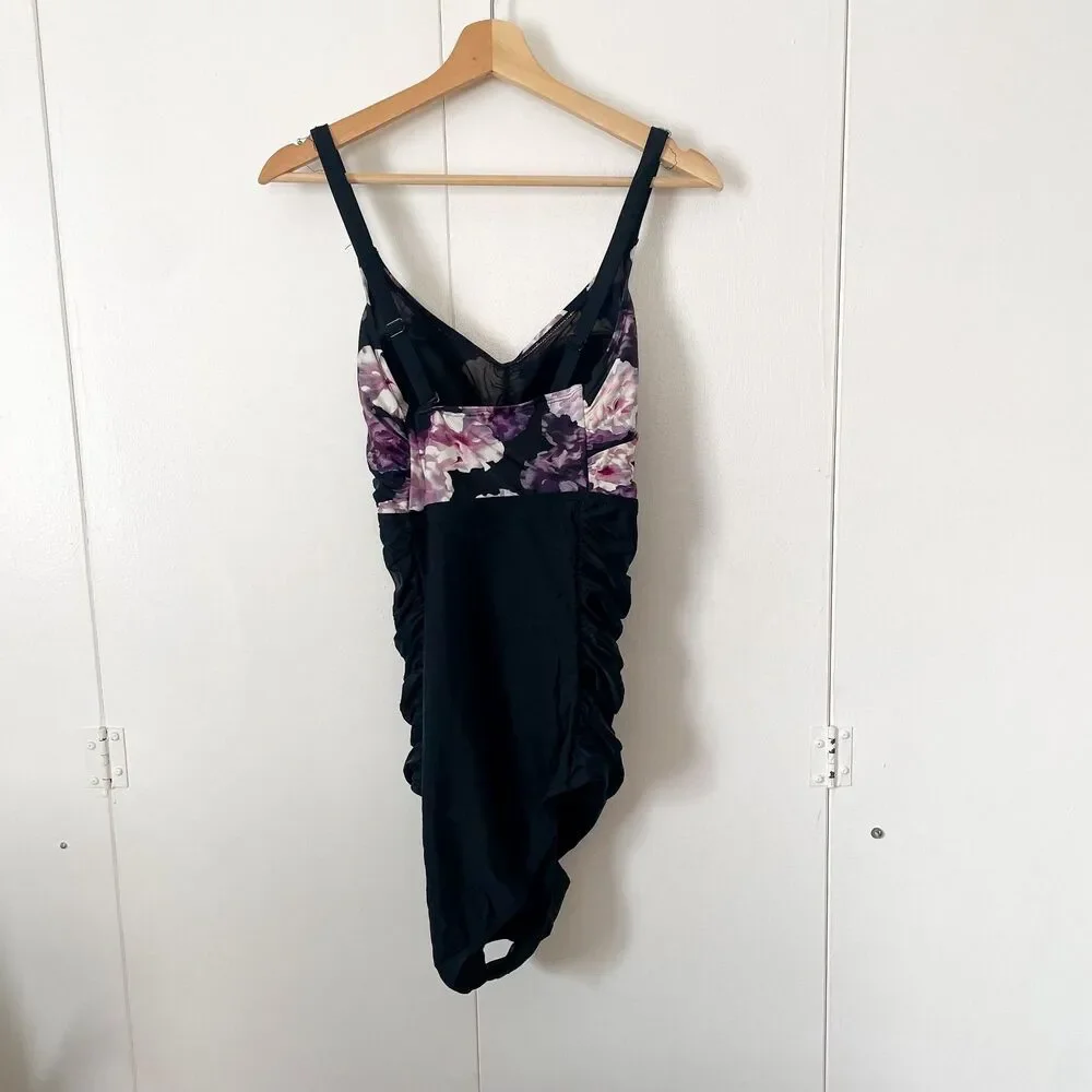 Torrid One Piece Swimsuit Floral Purple, Size 2 18/20